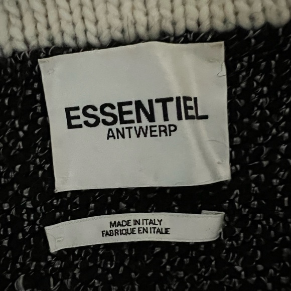 Revolve Essentiel Antwerp Cardigan - Picture 2 of 5